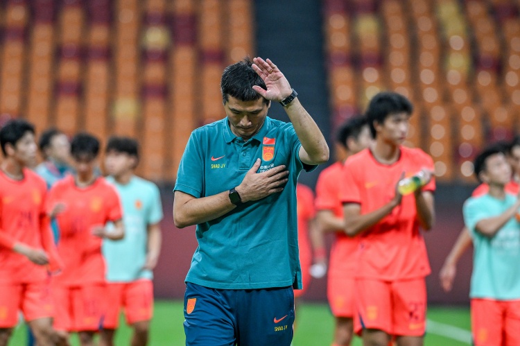近10年新低！新一期FIFA排名：国足下降5位至第96，亚足联第15