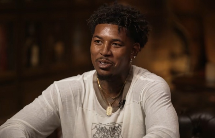 尼克·杨：新秀时曾隔扣老詹 但十佳球却刻意排在第十&本应是第一