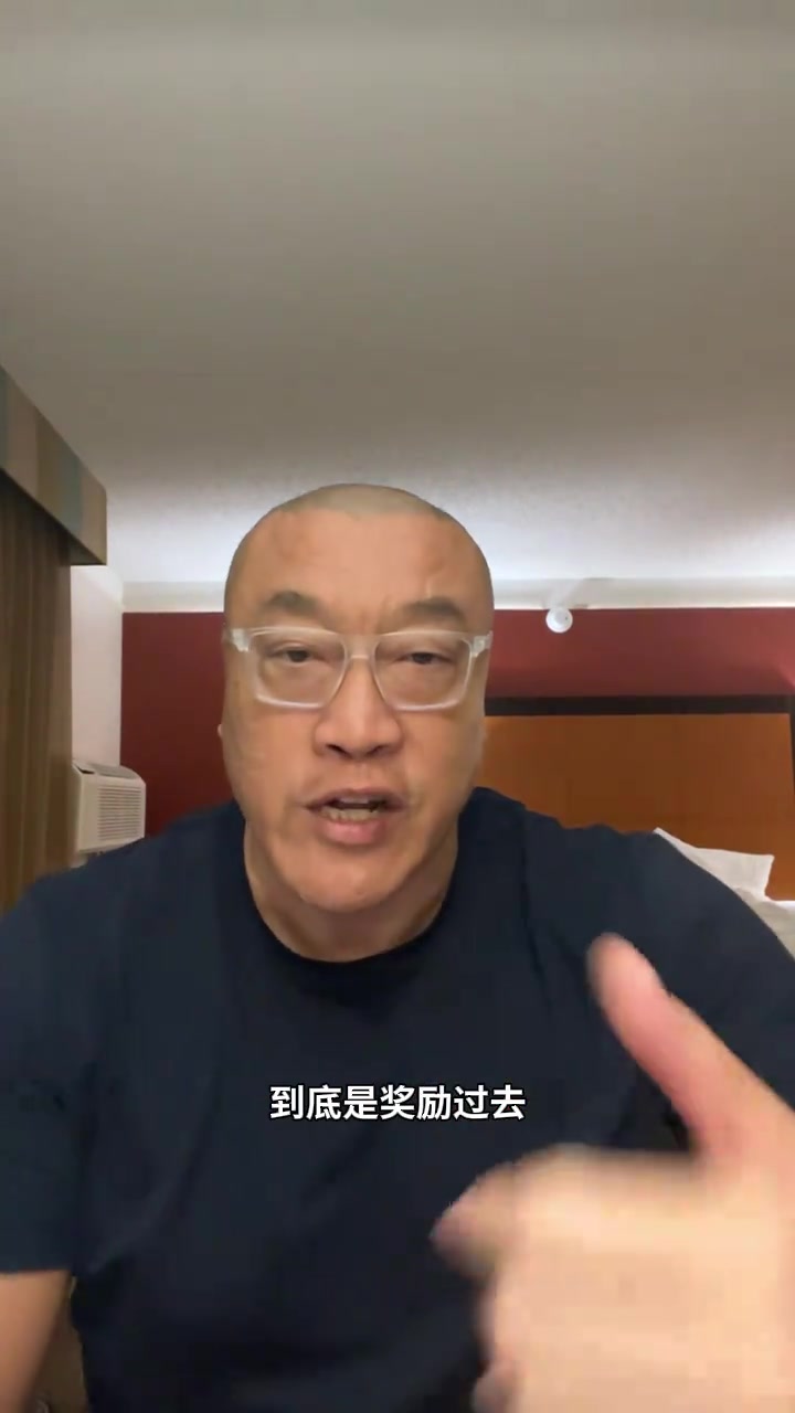 马健：勇士5年续波姐目前看是值的 还要看库里退役后他能否扛重任