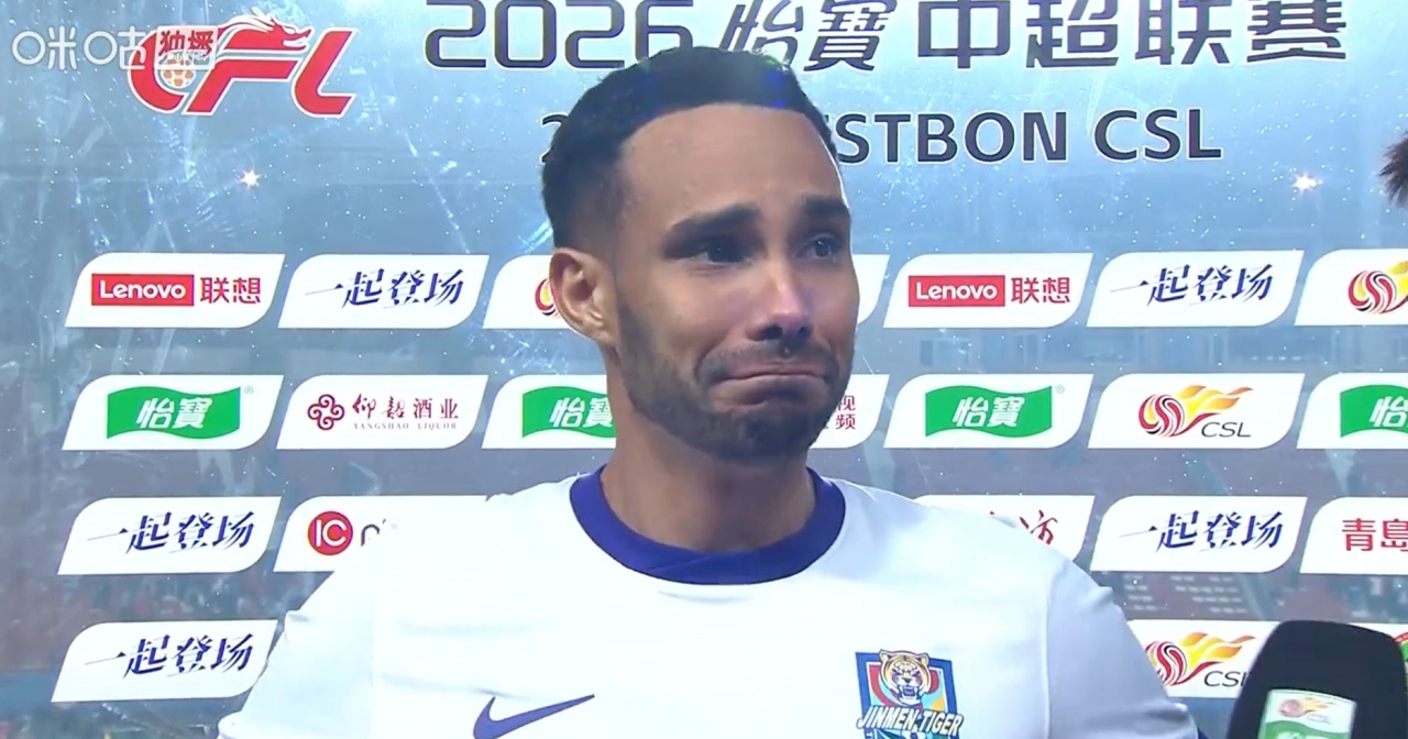 早报：你俩又杠上了